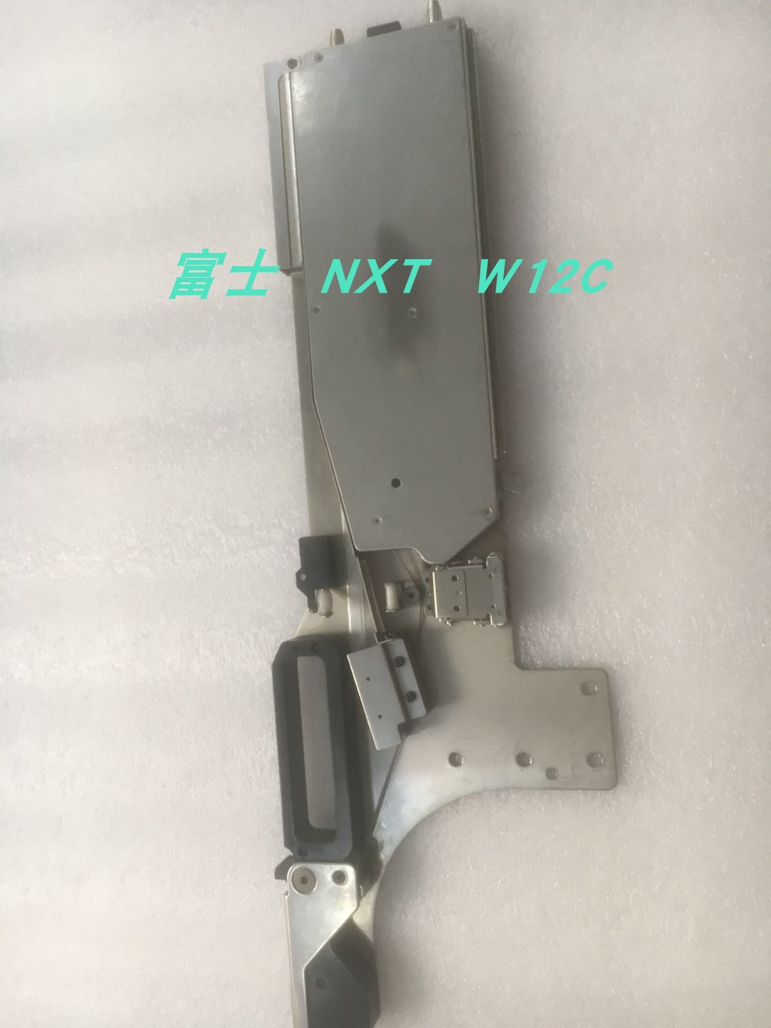 富士NXT系列_W12C_二代有感應(yīng)器系列飛達(dá)電動(dòng)飛達(dá)