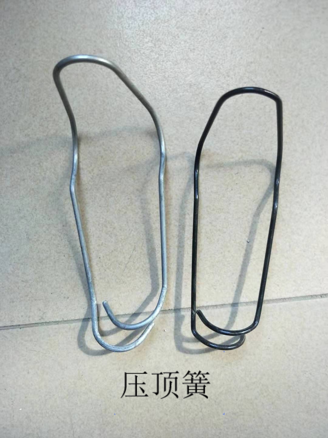 溫室大棚骨架配件大棚鋼絲夾卡子熱鍍鋅壓頂簧頂彈簧